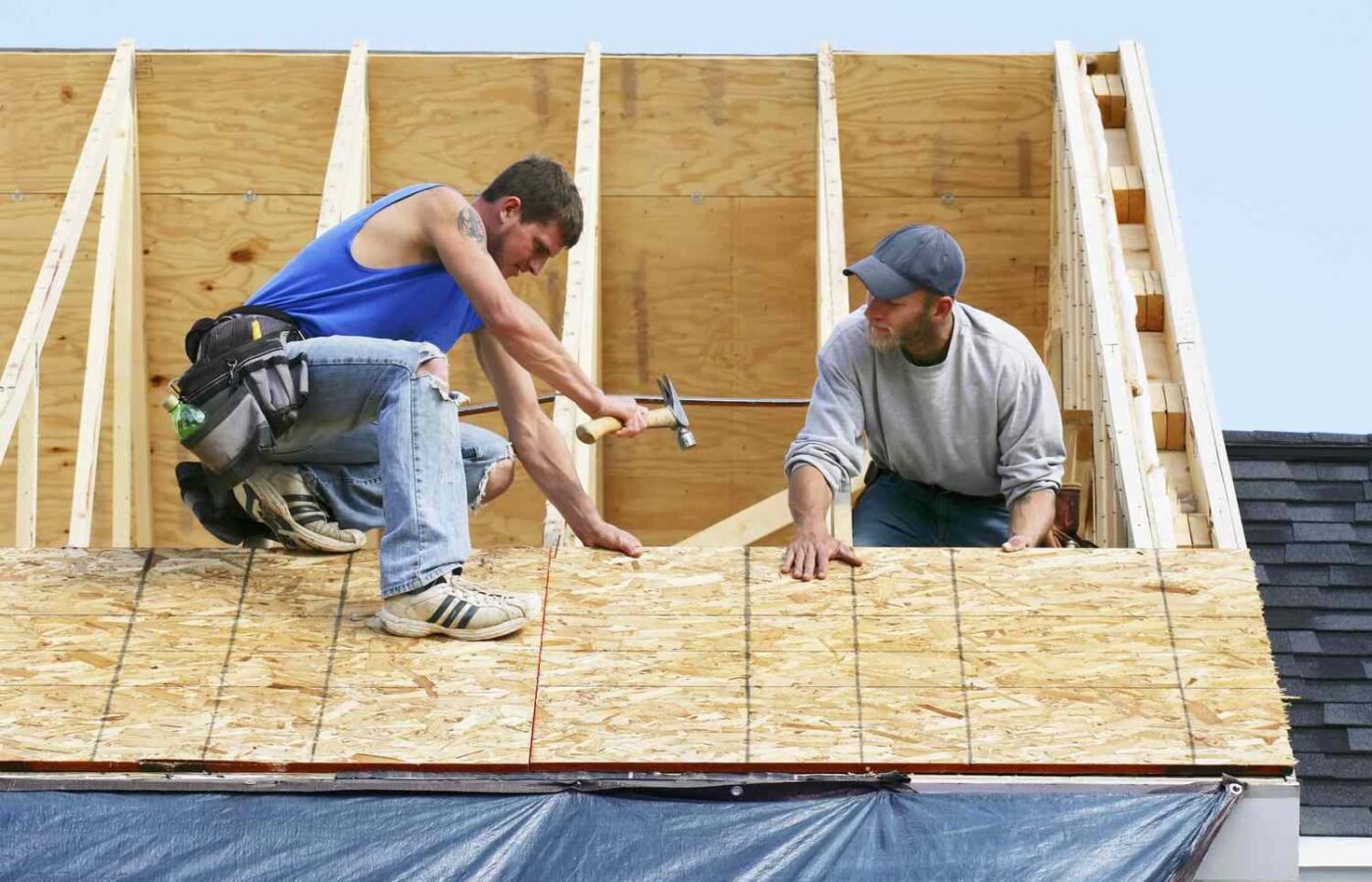 Roofing Materials Compared: Which One Lasts Longest?