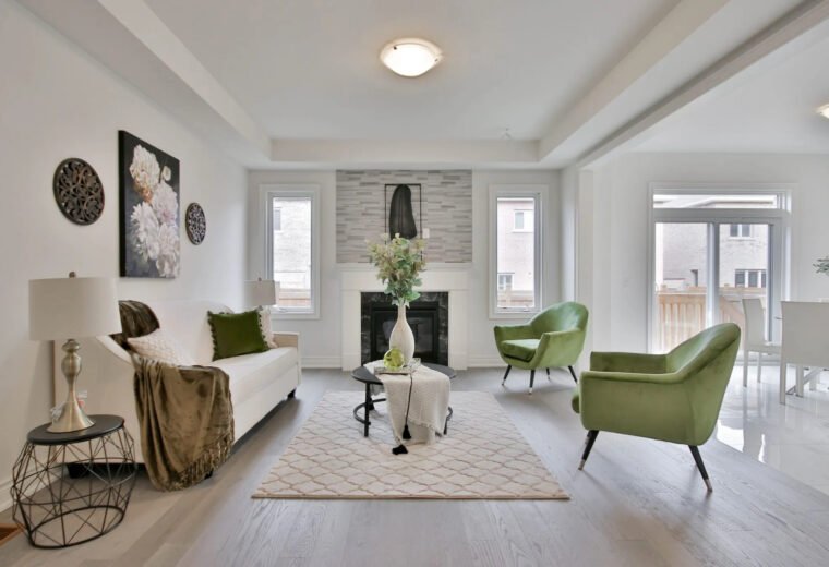 Hardwood vs Laminate Flooring: Pros, Cons, and Costs